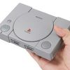 Vjerni ljubitelji Play Stationa bit će oduševljeni novom retro konzolom
