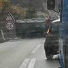 Vozač teže povrijeđen u prevrtanju terenca kod Mostara
