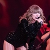 Taylor Swift krišom fotografisala publiku pri ulazu na koncert, tražila osobe koje je uhode