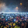Oko 10.000 demonstranata maršira prema zgradi parlamenta Mađarske