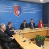 Kako vlast u Sarajevu troši budžet: Skoro 800.000 KM za smanjenje zagađenosti dali općinama