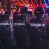 Demonstranti pozvali policajce da skinu šljemove, oni ih rastjerali iz banjalučkog parka