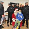 Sarajevska policija paketićima obradovala mališane u Roditeljskoj kući