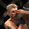 Jones dominantno vratio pojas, Nunes šokantno nokautirala Cyborg
