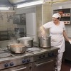 Miriše kao kod kuće: Zavirite u kuhinju Studentskog doma u Sarajevu