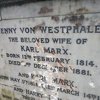 Vandali oštetili nadgrobni spomenik Karla Marxa u Londonu