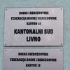 Policajac koji je ranio radnicu kafića u Drvaru ostaje u pritvoru