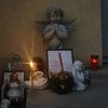 Zbog zabrane okupljanja Banjalučani pale svijeće za Davida na različitim lokacijama u gradu