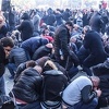 Stotine policajaca i bodljikava žica tokom protesta opozicije u Tirani