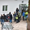 Migranti iz Bihaća, uz pratnju policije, stigli u Ušivak kod Sarajeva