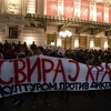 Srbija postaje društvo jednog lica: Nacionalizam plamti, građani bez sloboda