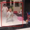 Ronaldov mlađi sin već šutira loptu i koristi identičan stav kao njegov otac