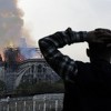 Čuvena katedrala Notre Dame u plamenu