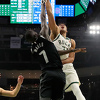 Pogledajte novo brutalno zakucavanje Giannisa Antetokounmpa