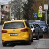 Put do škole za učenike na Stupu je svakodnevni rizik, trotoare su zarobili automobili