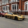 Britancu prijatelj pisao po zlatnom Porscheu da bi dobio pratitelje na Instagramu
