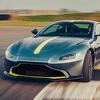 Aston Martin Vantage AMR ima manuelni mjenjač i karbon-keramičke kočnice