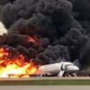Najmanje 13 poginulih na aerodromu u Moskvi, avion pogodio grom pa se zapalio