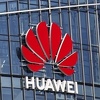 Trump potpisuje naredbu koja zabranjuje američkim kompanijama da koriste Huaweijevu tehnologiju
