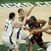 Milwaukee serijom 10:0 u finišu protiv Toronta stigao do vodstva u finalu Istoka