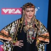 Madonna stigla privatnim avionom u Tel Aviv sa 135 osoba, rezervisala cijeli sprat hotela