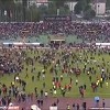 Pogledate ulijetanje navijača Sarajeva nakon posljednjeg sudijskog zvižduka