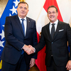 Dodik o Stracheu: Očigledno se radi o namještaljci, ja sam mu zahvalan na podršci