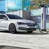 Škoda predstavila obnovljeni Superb s plug-in hibridnim pogonom