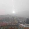 Sarajevo pogodilo jako nevrijeme propraćeno grmljavinom i pljuskovima