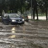 Nevrijeme praćeno jakom kišom pogodilo Zenicu, poplavile ulice u centru grada