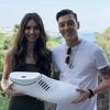 Mesut Ozil i njegova zaručnica obećali 1.000 besplatnih operacija za djecu širom svijeta