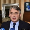 Komšić traži hitnu sjednicu Predsjedništva zbog alarmantnog stanja u Bihaću