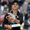 Barty osvojila Roland Garros, Vondroušova nije imala šanse u finalu
