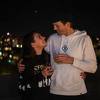 Ashton Kutcher i Mila Kunis se narugali naslovnici tabloida i odgovorili na glasine o razvodu