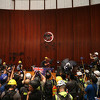 Demonstranti u Hong Kongu provalili u zgradu parlamenta