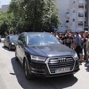 Čović pod policijskom pratnjom ušao u centralu HDZ-a, demonstranti skandirali "izdaja"