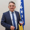 Član Predsjedništva BiH Željko Komšić obnovio članstvo u FK Željezničar