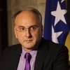Arnaut zatražio informacije o bh. funkcionerima koji koriste pasoše drugih država