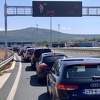 U jeku ljetne sezone na prijelazu Bijača, na ulazu u BiH radi samo jedna traka