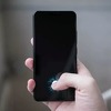 Appleov iPhone bi do 2021. mogao imati senzor otiska prsta ispod displeja