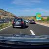 Pogledajte kako je vozač Passata u Hrvatskoj proletio kolonu i izvrnuo se na autoputu