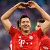 Hat-trick Lewandowskog u pobjedi Bayerna protiv Schalkea, debitovali Coutinho i Perišić