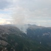 Požar na planini Visočici kod Konjica i dalje se širi, vatru gasi i helikopter OS BiH