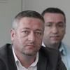 Bivši komesar sjekirom razbio vozilo ministra MUP-a Feliksa Vidovića i pucao u dvorištu