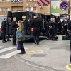 Veliki broj policajaca pristiže u Titovu ulicu, posljednje pripreme za povorku ponosa