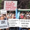 Građani se okupljaju protiv povorke ponosa: Budi gej, ali ne nameći meni da je ok