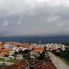 Jako nevrijeme pogodilo zapadni dio Hrvatske, pad temperatura od sutra i u BIH