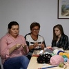 Tuzlanke izrađuju kape za žene oboljele od karcinoma: Rak može uzeti kosu, ali ne i ljepotu