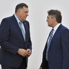 Komšić najavio protestnu notu zbog nagrade Handkeu, Dodik mu poručio "ništa od toga"