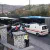 Saobraćajna nesreća kod Sarajeva: Automobil završio između dva autobusa